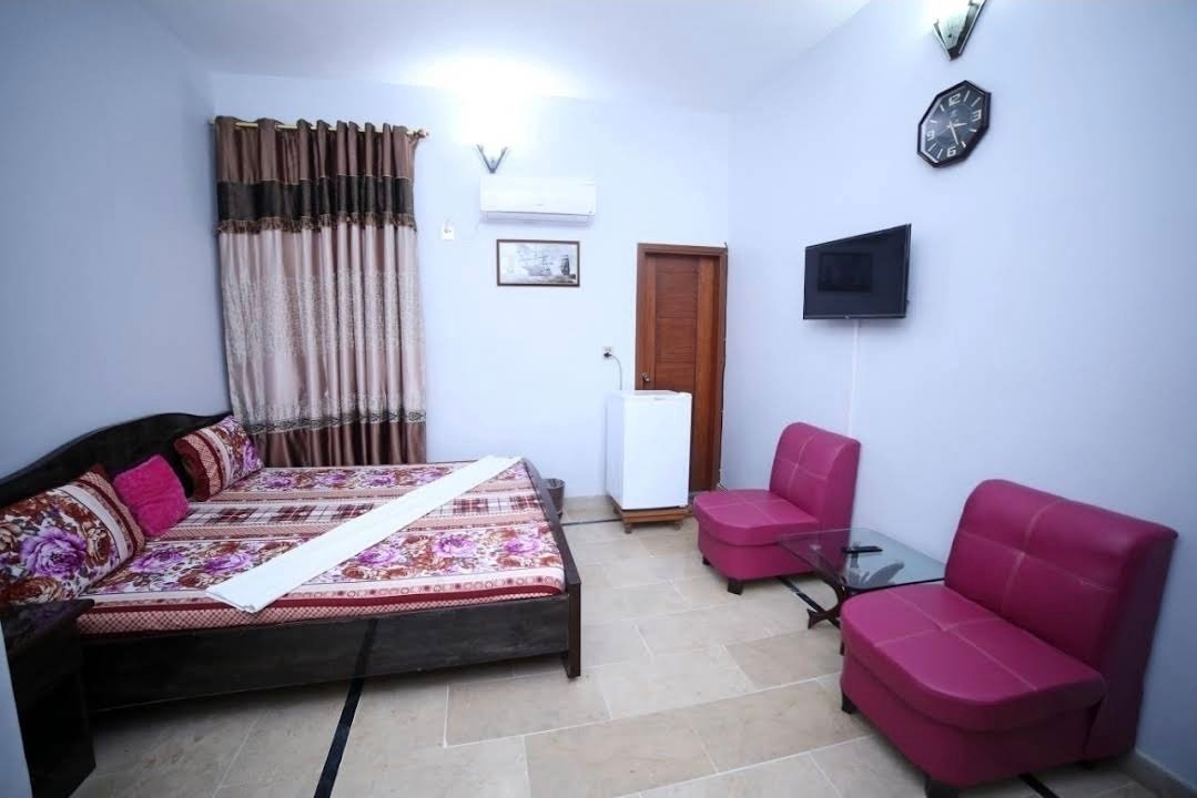 Season inn Guest House