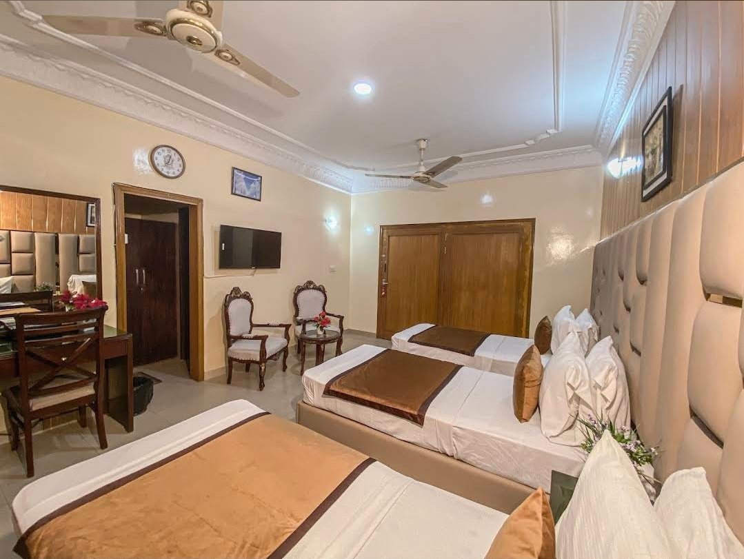 World Inn Hotel