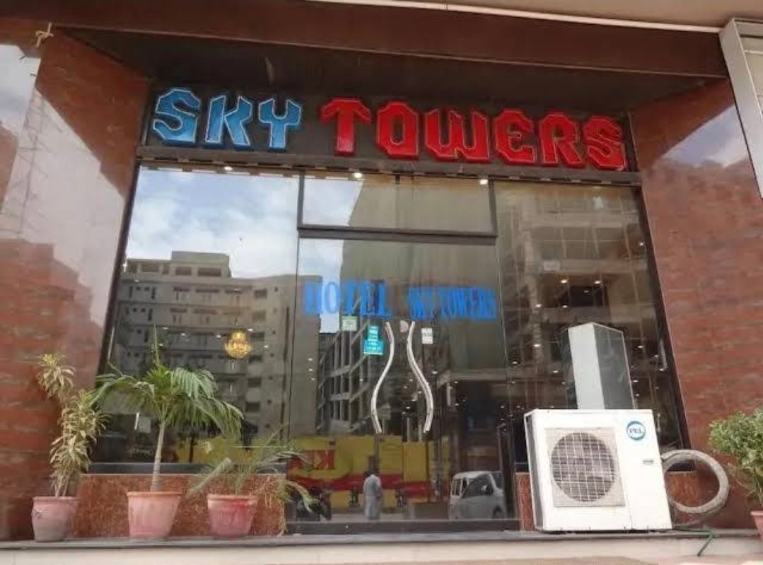 Hotel Sky Towers