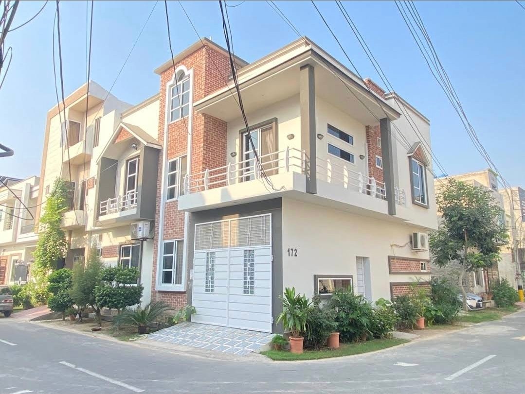 Sahiwal Family Guest House
