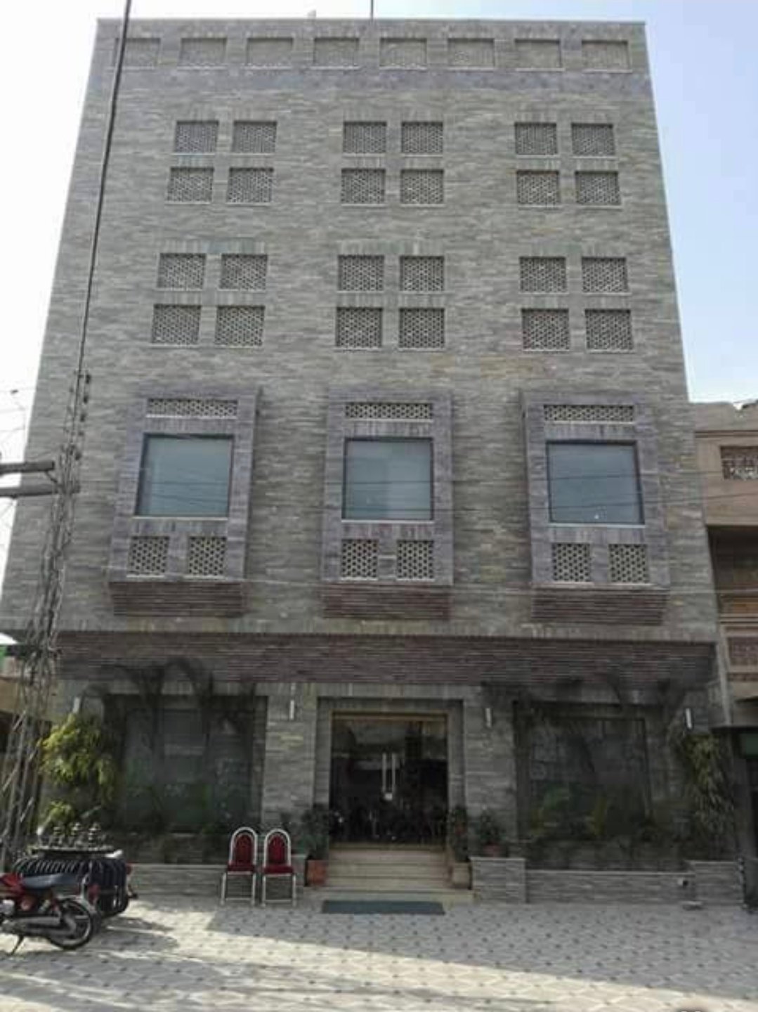 COMFORT INN HOTEL sahiwal