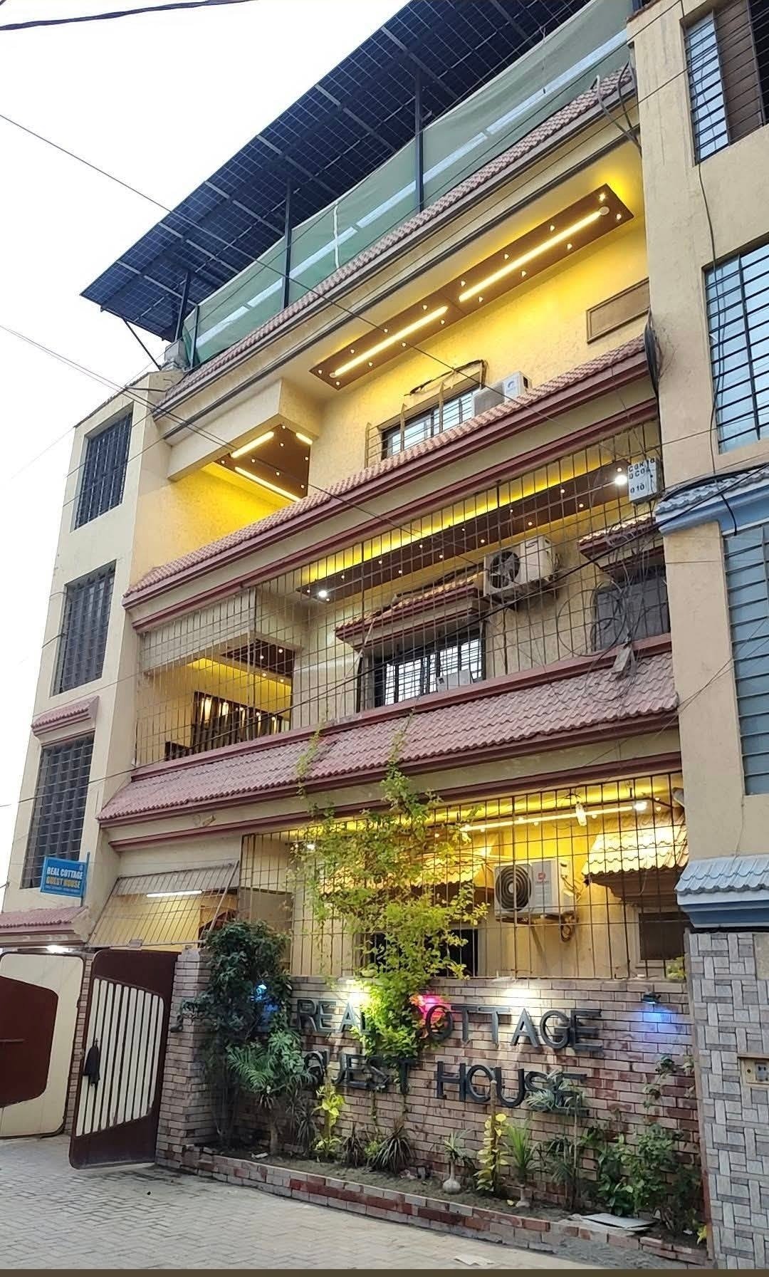 HOTEL REAL COTTAGE