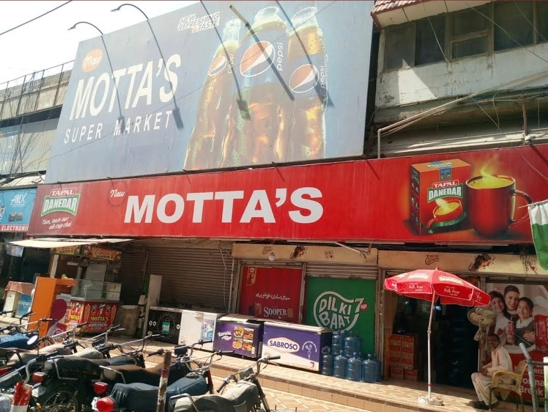 New Motta's Super Market