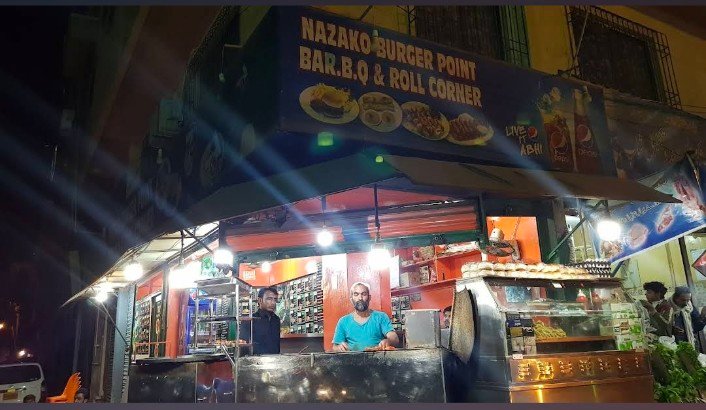 NAZAKO BURGER POINT BAR B Q AND ROLL