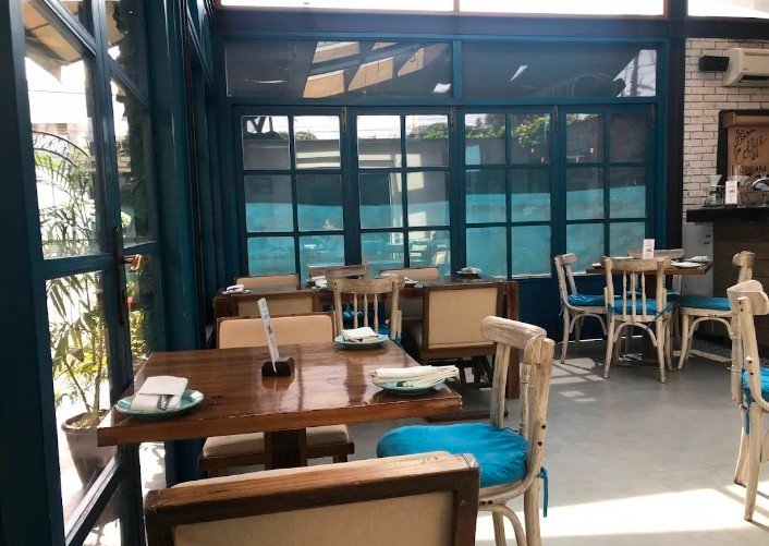 E Street Mews Cafe