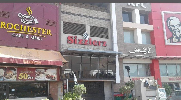 Sizzlerz Cafe & Grill