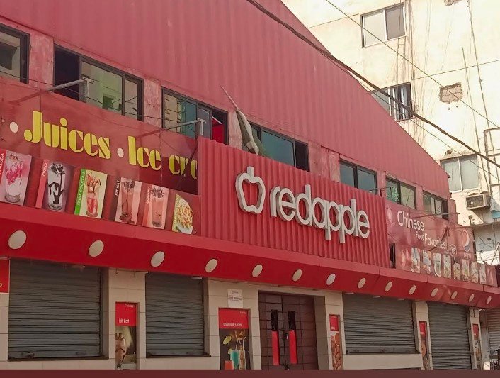 New Redapple Tariq Road
