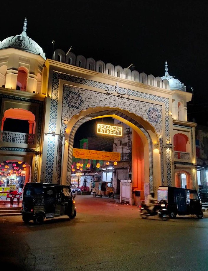 Nigar Resturant/Luqman Tikka