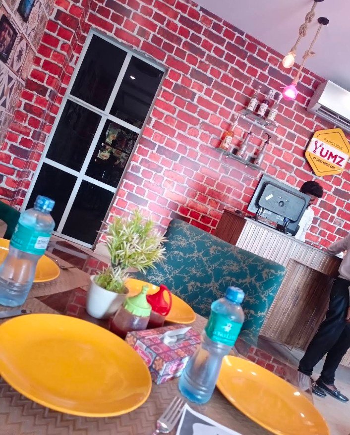YUMZ by light house cafe