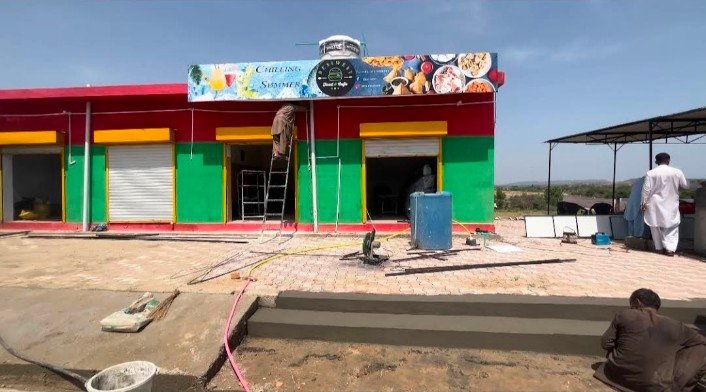 DesiWest Food&Cafe