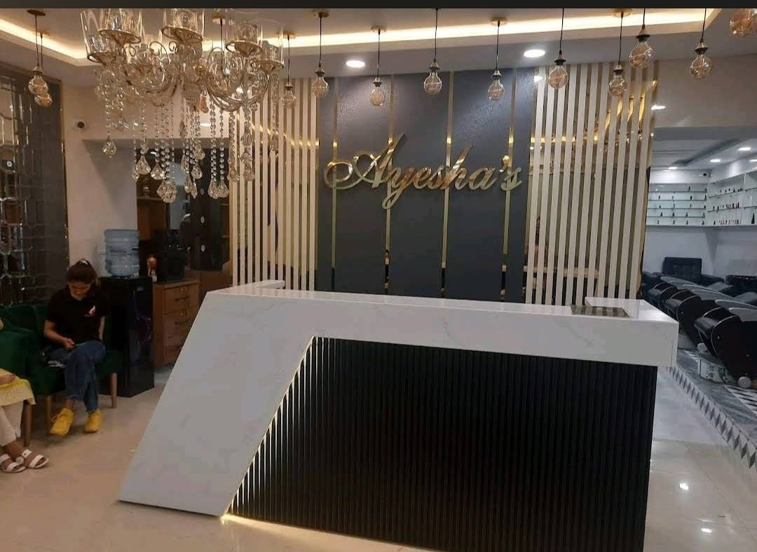 Ayesha's Salon Official