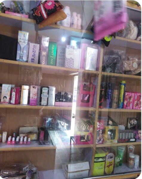 Anaya's Cosmetics Arifwala