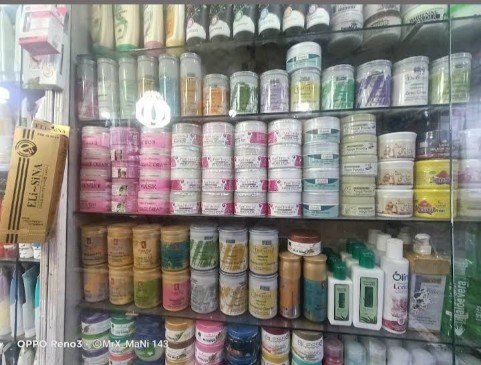 Hasaan Variety Center (Cosmetics).
