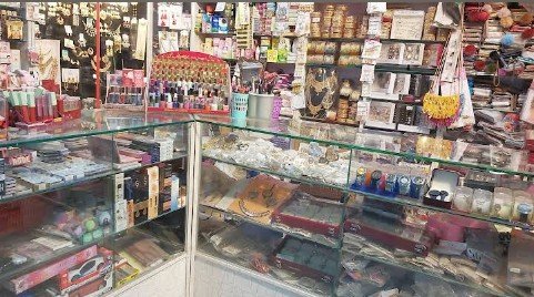 Smart Choice Cosmetics And Jewellery