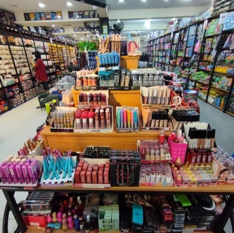 DOLLAR BAZAR I10 MARKAZ