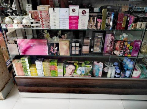 Click Cosmetics