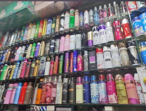 Kozmetic store (cosmetic store)