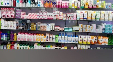Hadi Pahrmacy and Cosmetics Chakwal