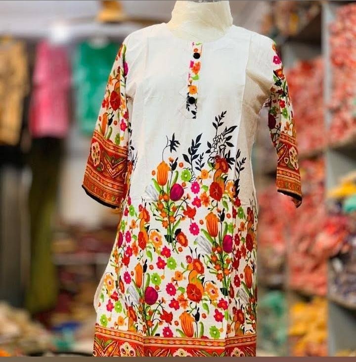BA Fashion Designer