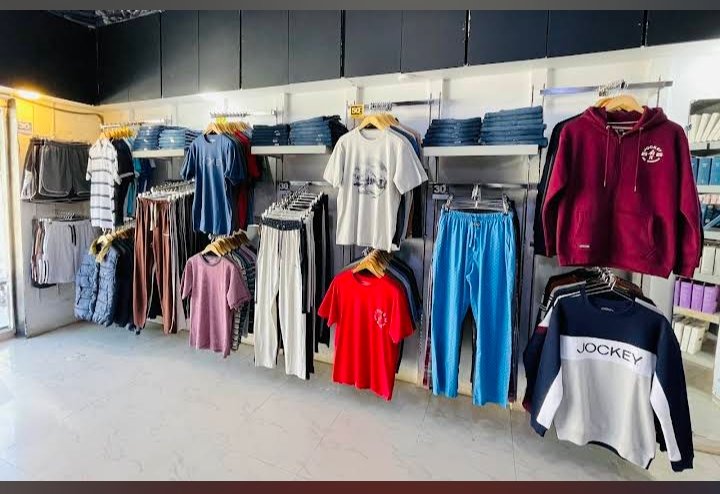 Jockey Mono Store