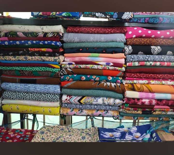 Kashmir Cloth Center