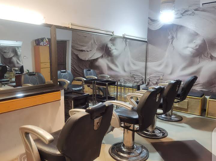 Cosmic Beauty Salon