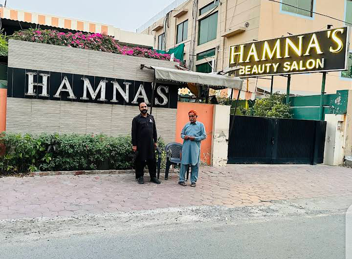 Hamna's Beauty salon & Bridal Studio