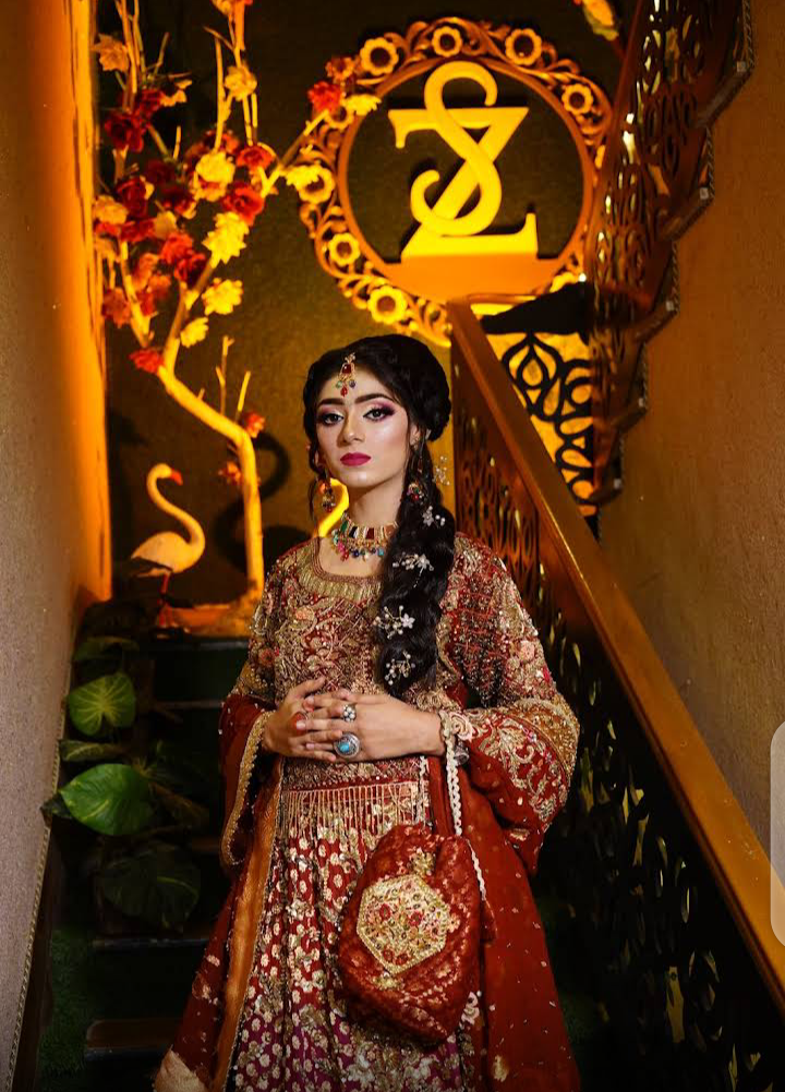 Zaaras Salon