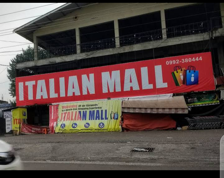 Italian Mall
