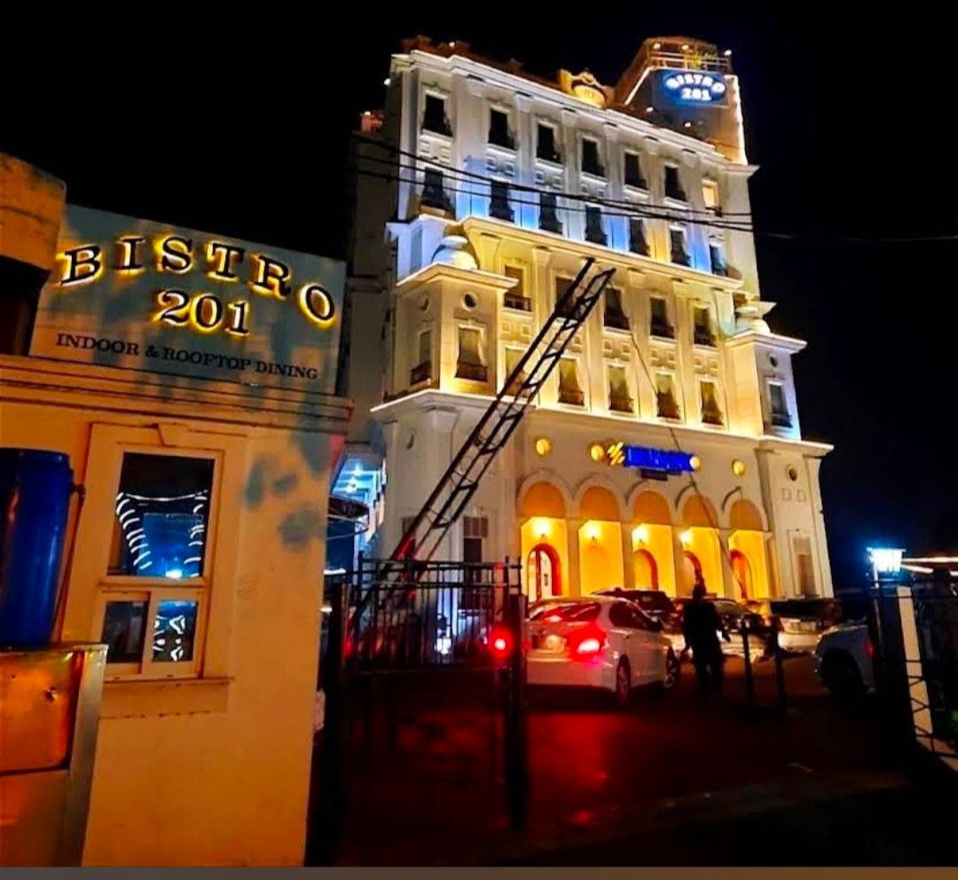 Bistro 201