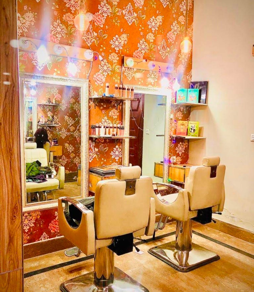 Arfas Beauty Salon and Bridal Lounge Branch II