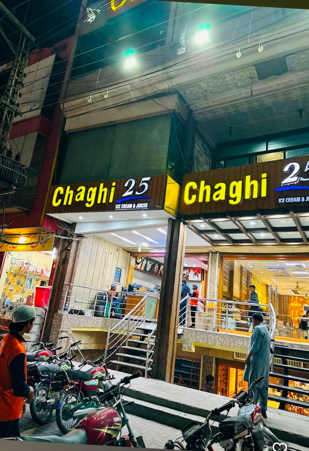 Chaghi 25 Ice Cream & Juices Parlor
