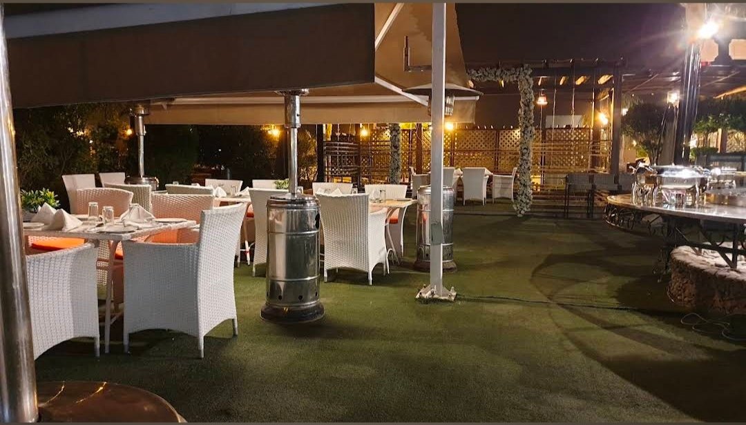 Shandez Restaurant