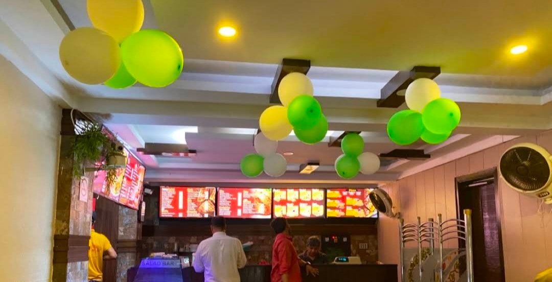 Dainty Fast Food