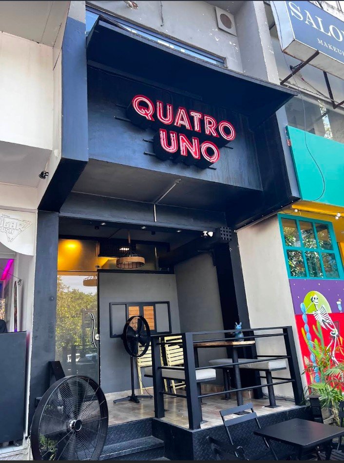 Quatro Uno