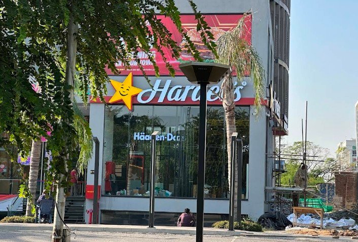 Hardee's i8 Markaz Islamabad