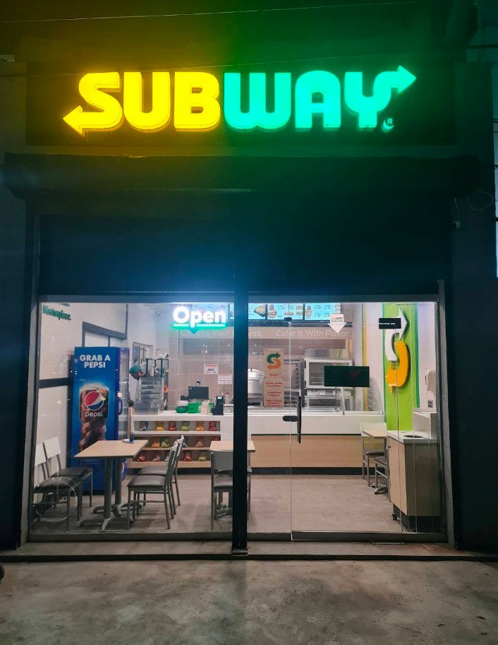 Subway Akbar Chowk