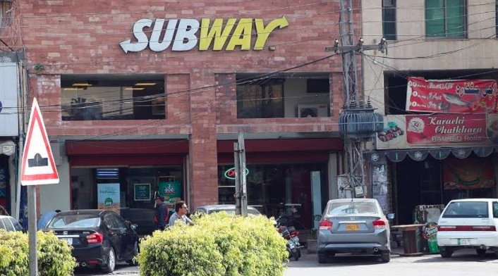 Subway Bank Square Market