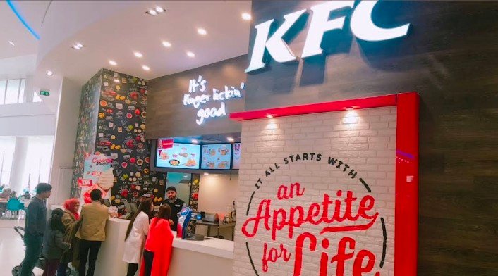KFC Emporium Mall