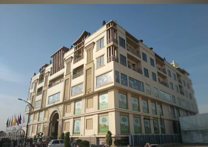 Mehria Mall And Residencia