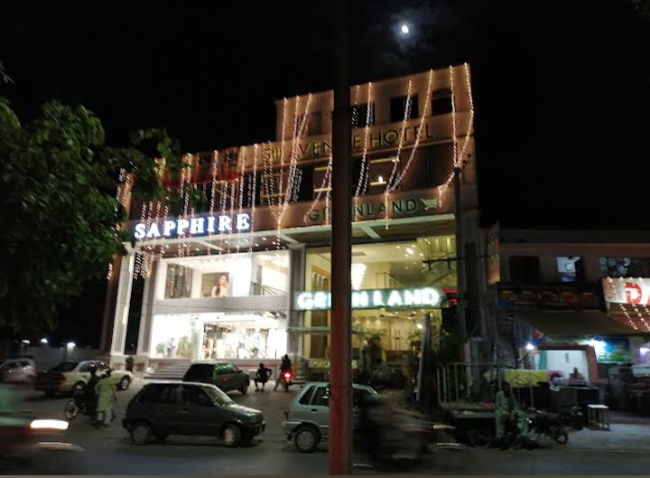 Sapphire Cloth Avenue Mall Dubai Chowk