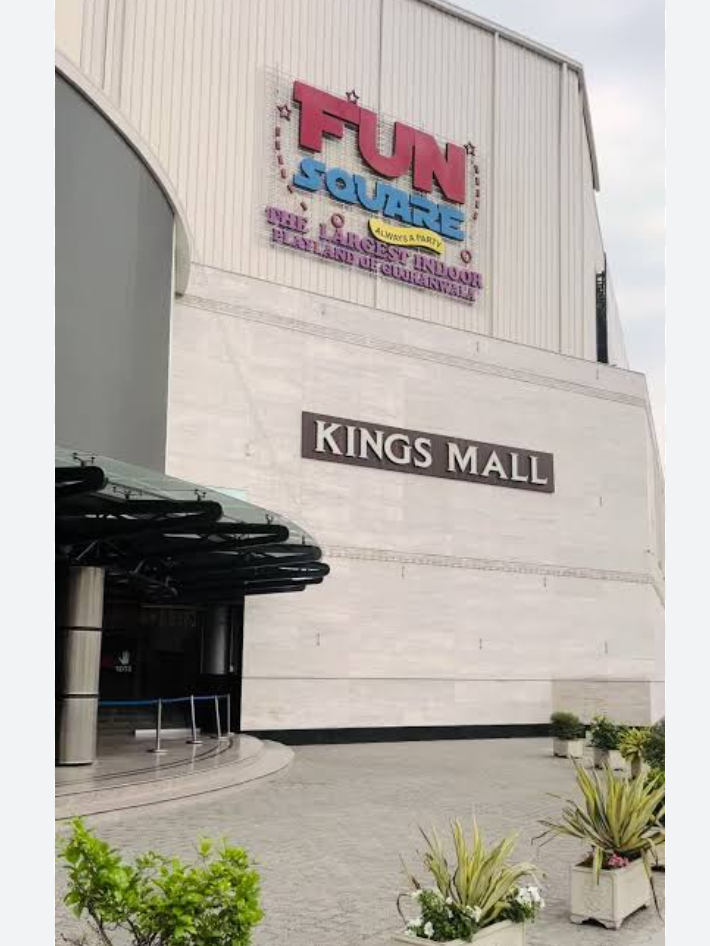 King Shopping Centre Dunyapur