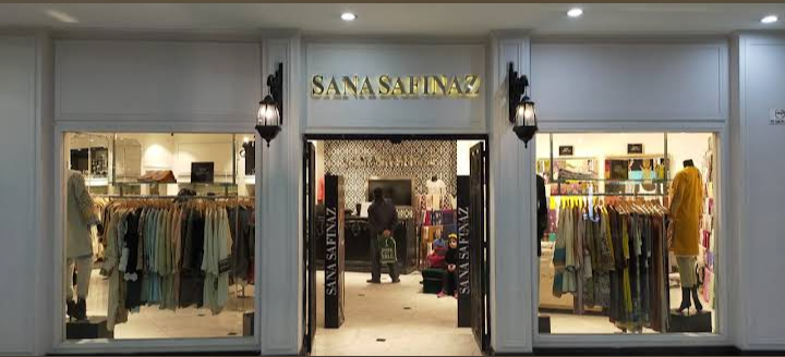 Sana Safinaz KINGS MALL GUJRANWALA